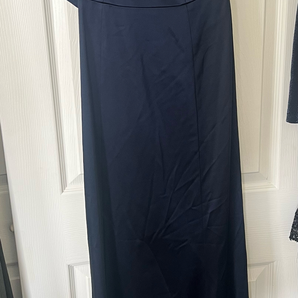Dress The Population Navy Gown